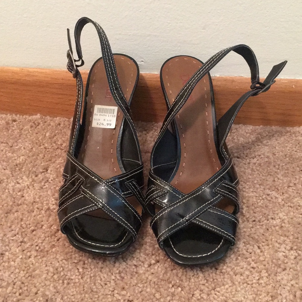 Sling back heels